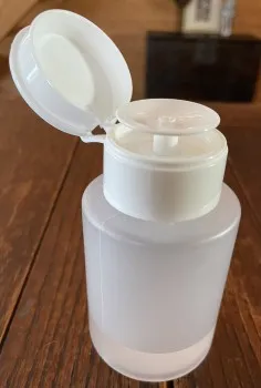 クリーナーの容器